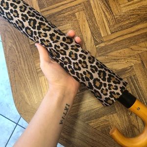 🦋 Brand New Cheetah Print Umbrella